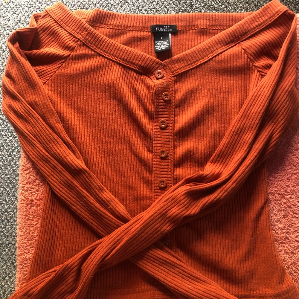 Rue 21 off the shoulder crop shirt size small!